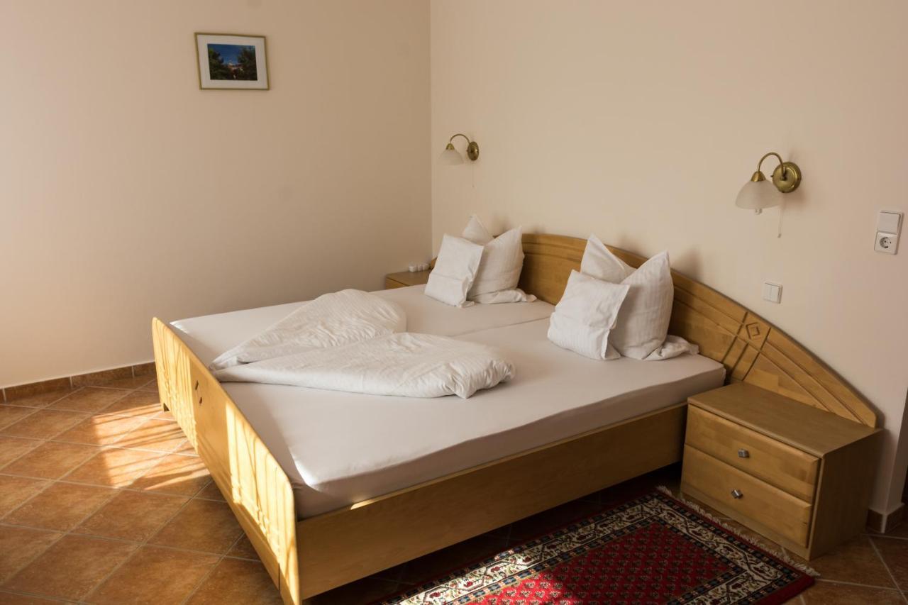 Hotel Harka Harkány Eksteriør bilde